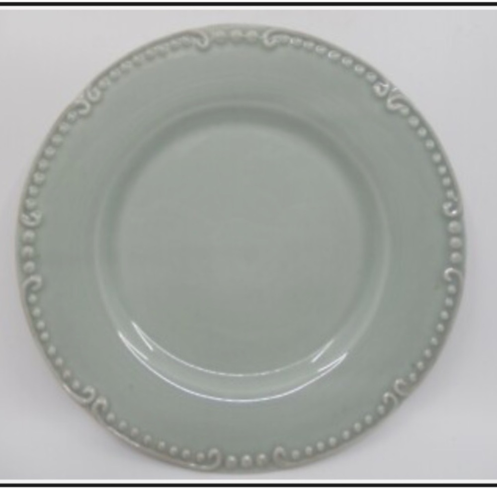 New Skyros Designs Isabella ice blue color charger  service plate set of 2